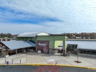 Canton, OH Retail - 7126-7220 Fulton Dr Canton, OH Retail - 7126-7220 Fulton Dr