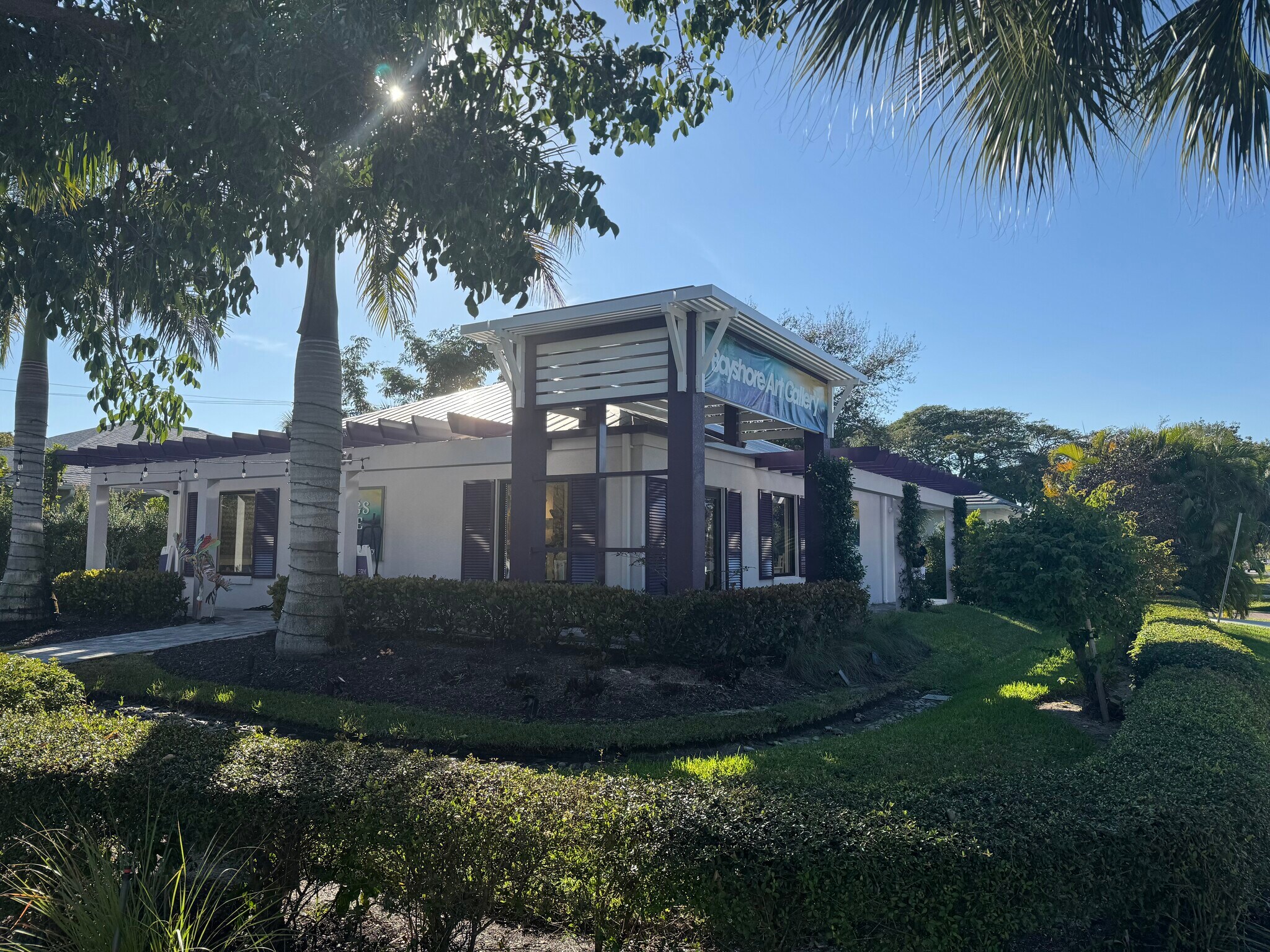 3954 Bayshore Dr, Naples, FL for Sale