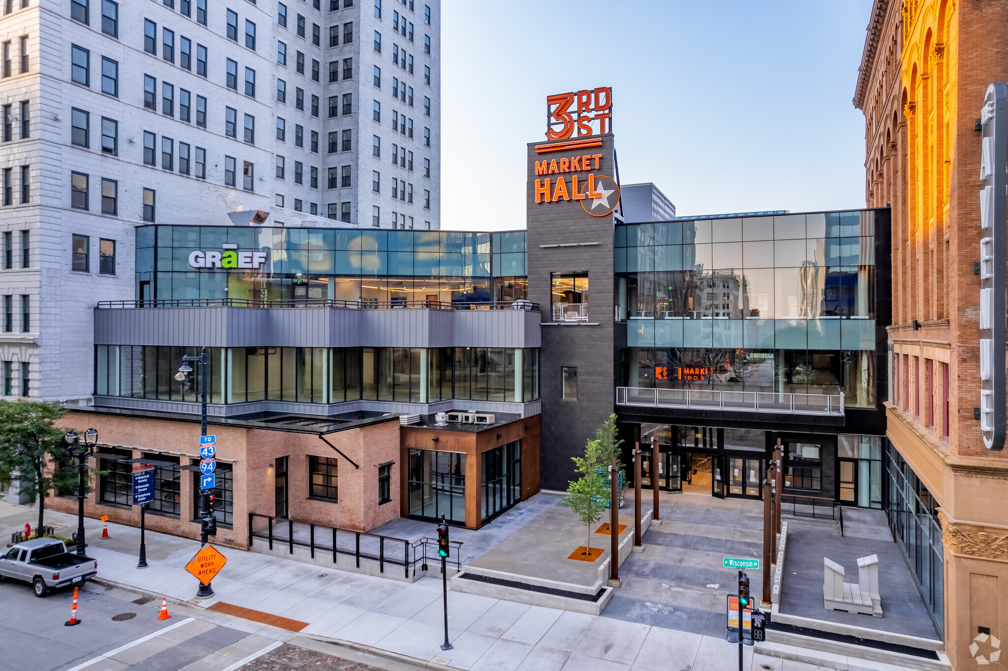 275 W Wisconsin Ave, Milwaukee, WI for Rent