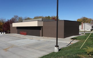 Overland Park, KS Retail - 9200 Santa Fe Dr