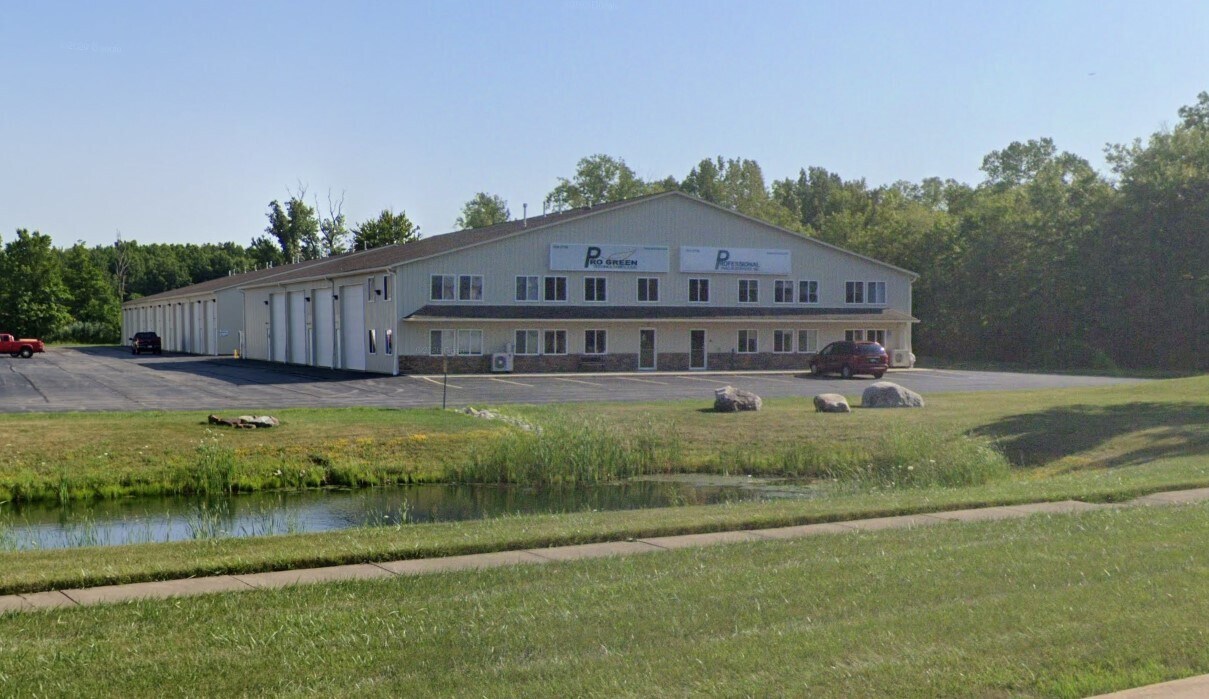 32961 Pin Oak Pky, Avon Lake, OH for Sale