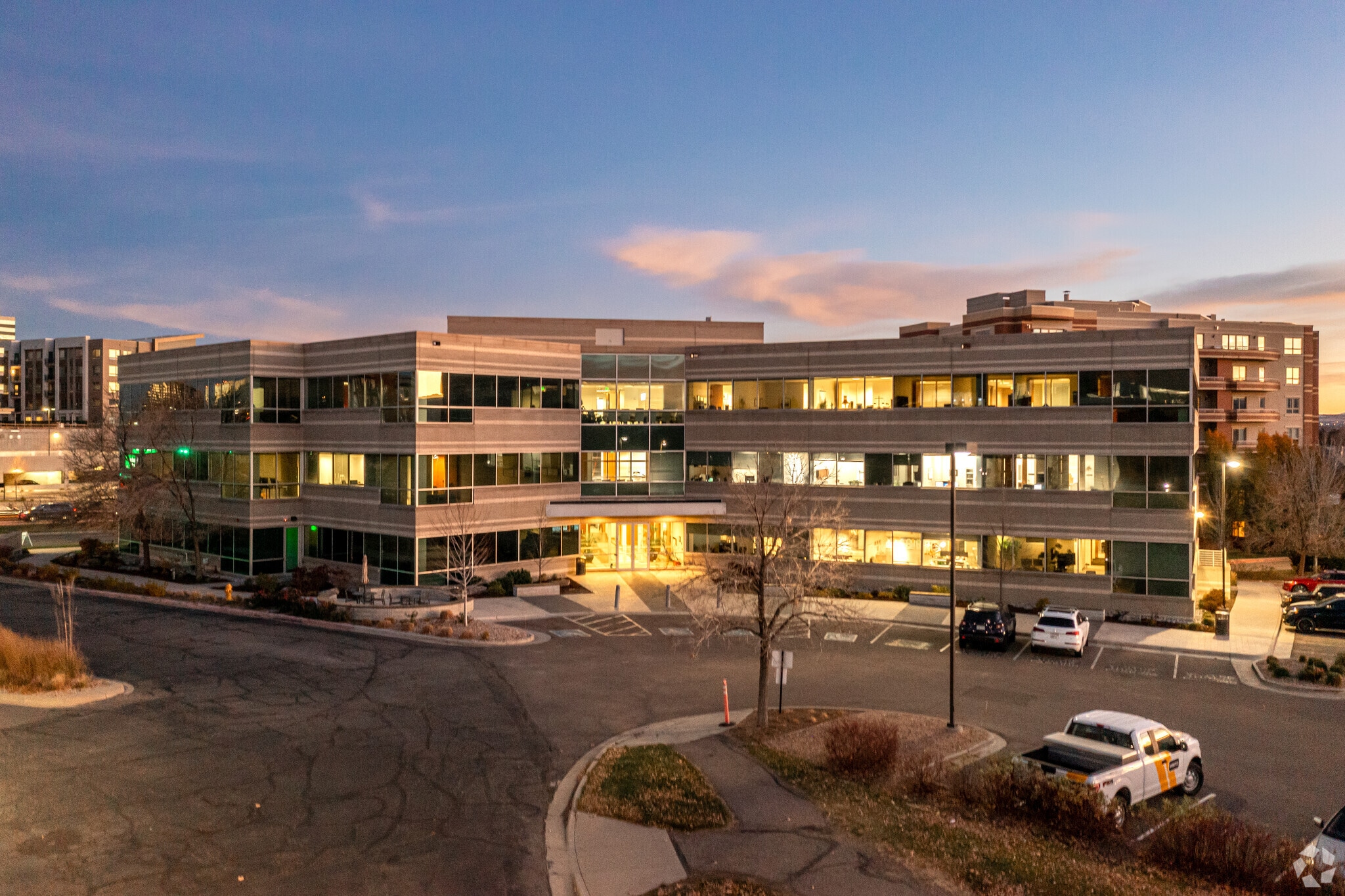 4725 S Monaco St, Denver, CO for Rent