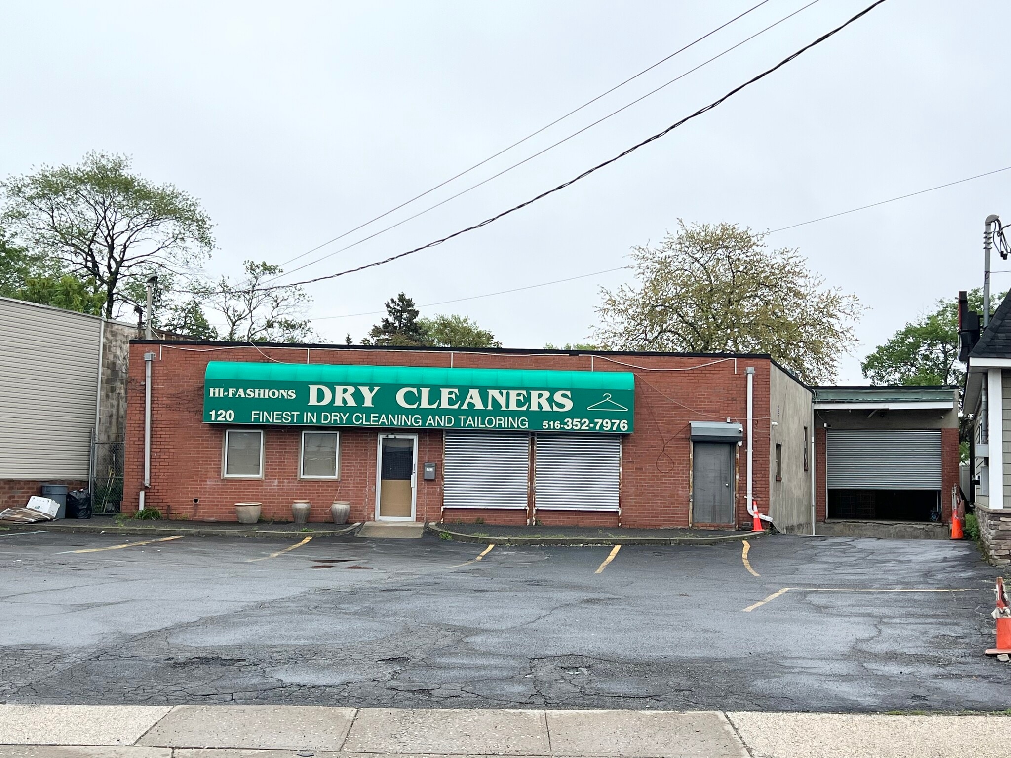 120 New Hyde Park Rd, Franklin Square, NY for Rent