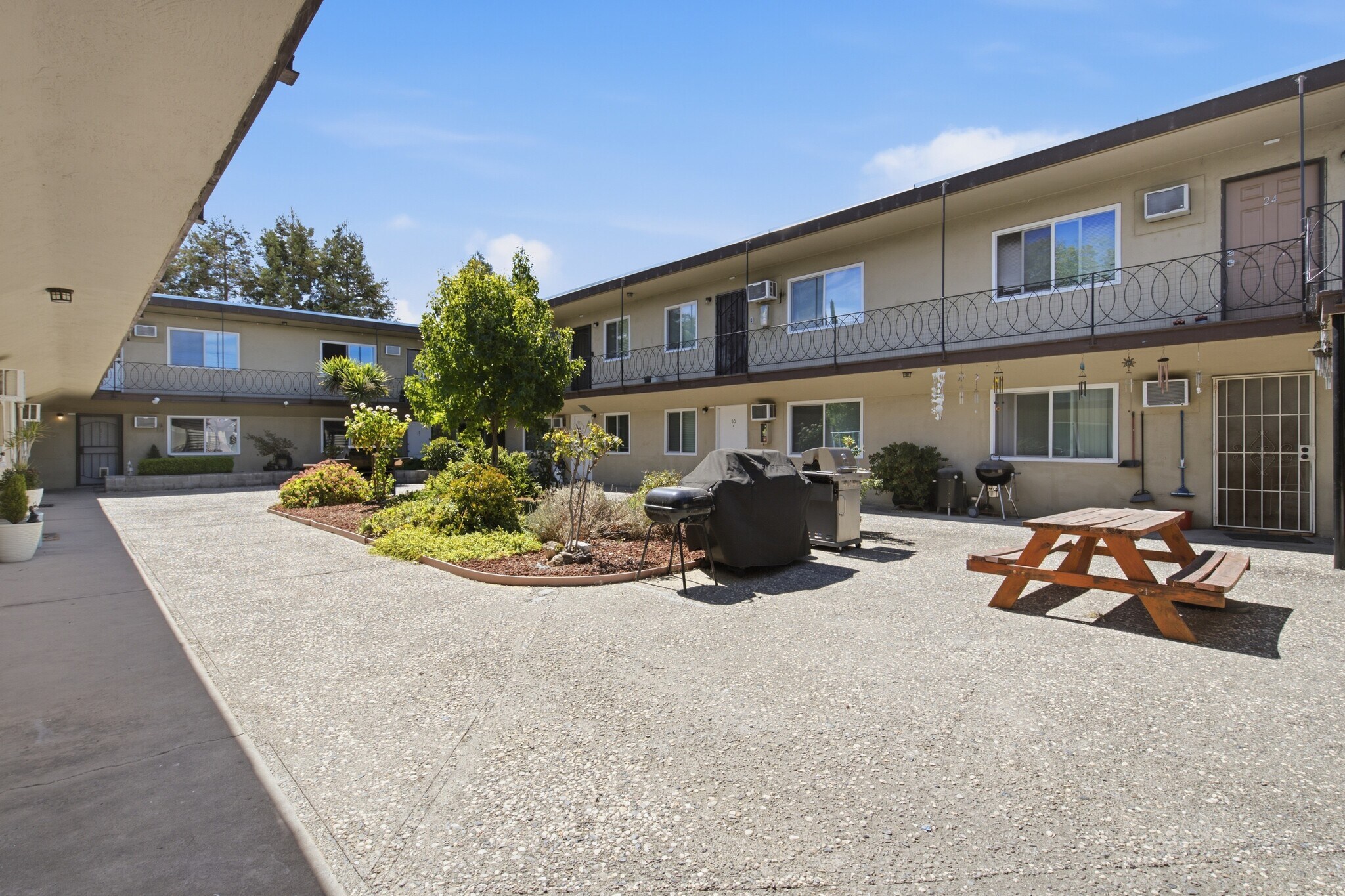 1895 San Vincente Dr, Concord, CA for Sale