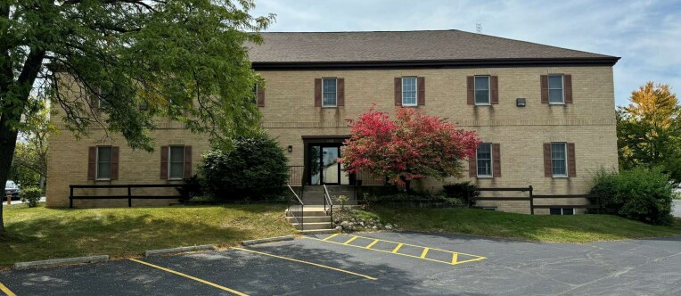 200 Regency Ct, Brookfield, WI for Rent