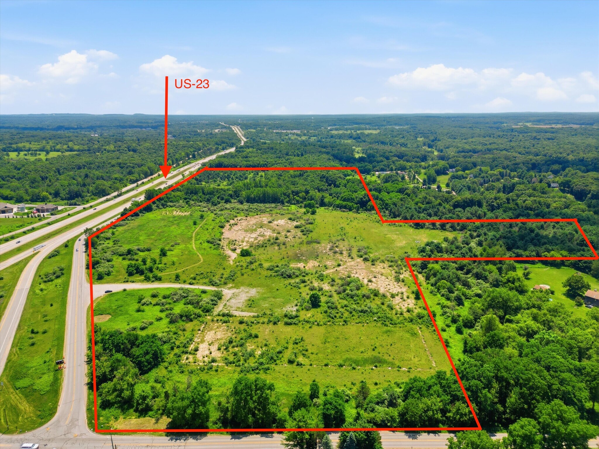 4975 Old Us 23, Fenton, MI for Sale