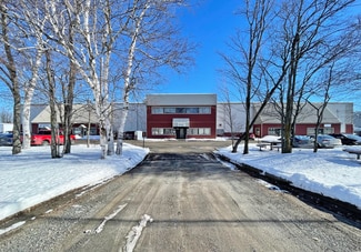 Lévis, QC Industrial - 731-751 Rue De Saint-Romuald Lévis, QC Industrial - 731-751 Rue De Saint-Romuald