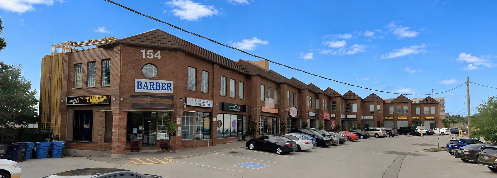 154 Queen St S, Mississauga, ON for Rent