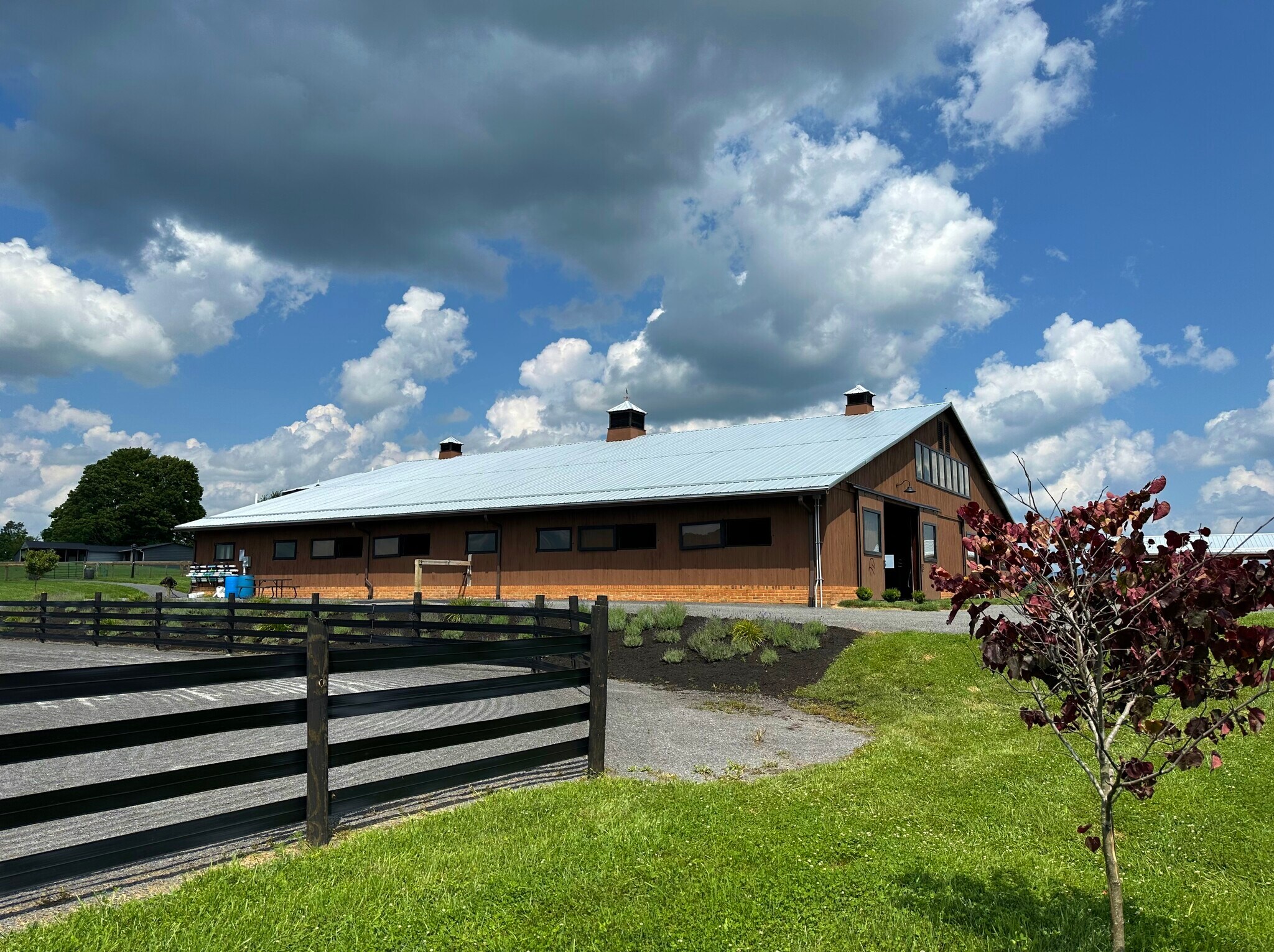3476 Fairview Rd, Lewisburg, WV for Sale