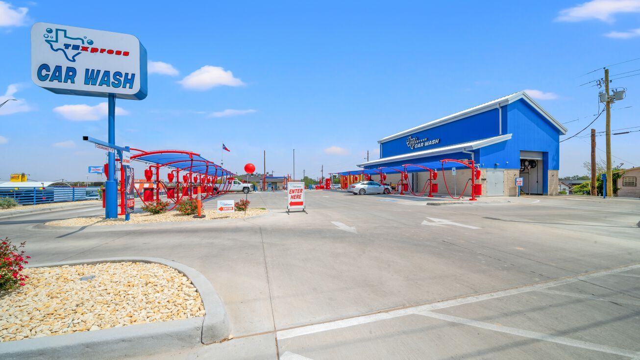 1209 S Gregg St, Big Spring, TX for Sale