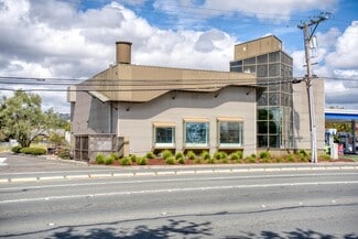 Santa Rosa, CA Retail - 1125 W Steele Ln