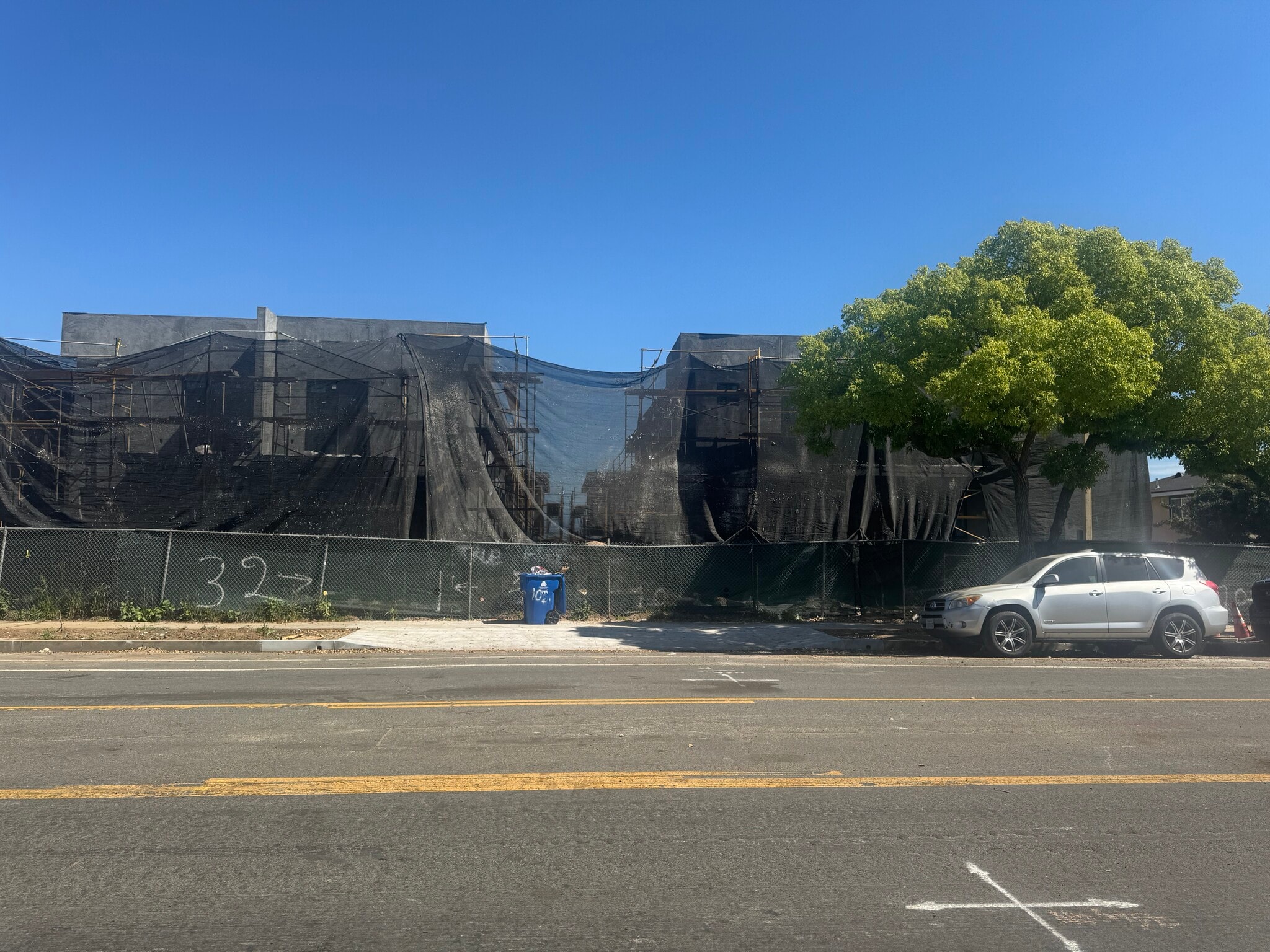 906 Lakme ave, Wilmington, CA for Sale