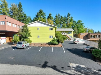 Portland, OR Apartments - 4633 SW Huber St