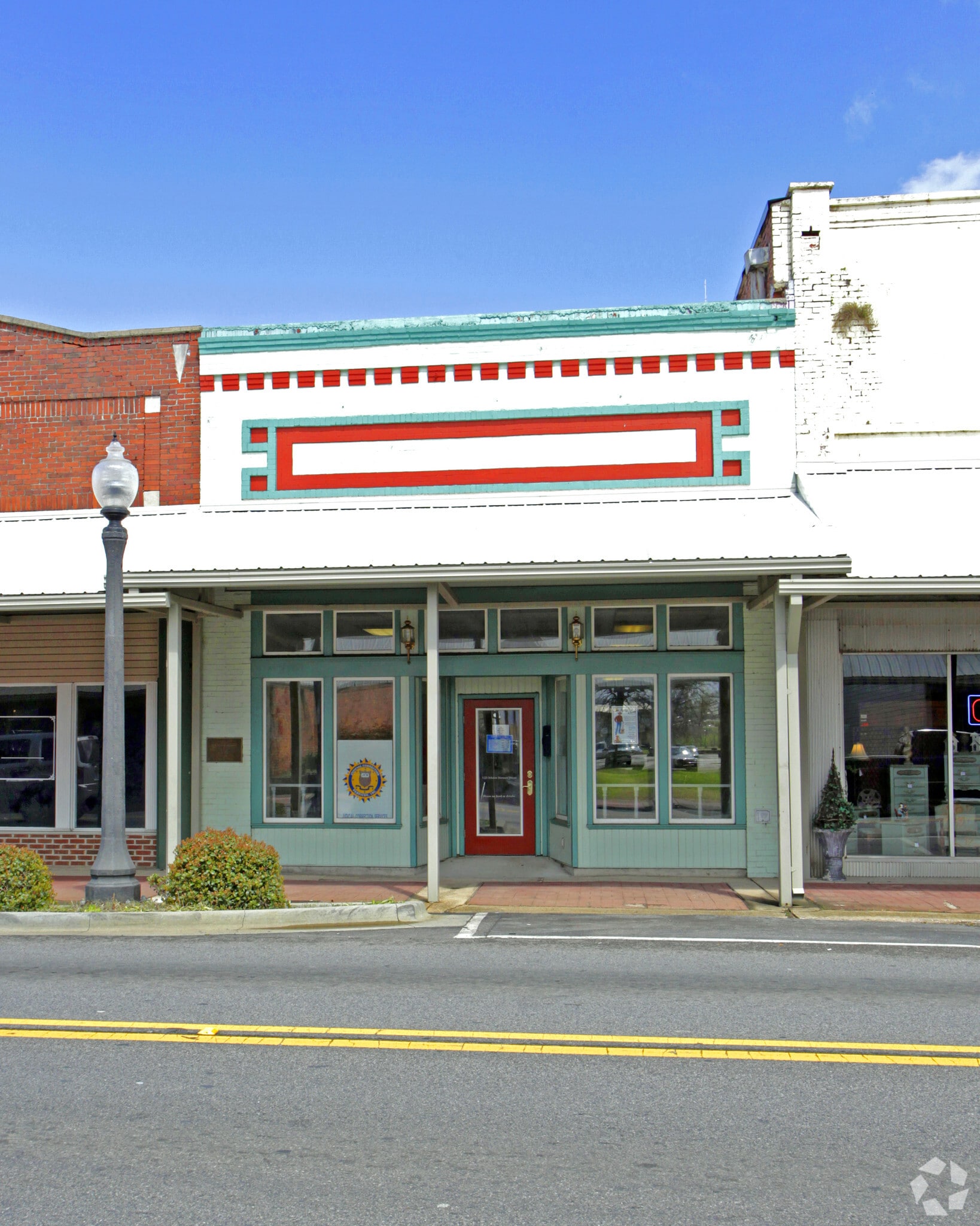 125 Main St W, Hartselle, AL for Sale