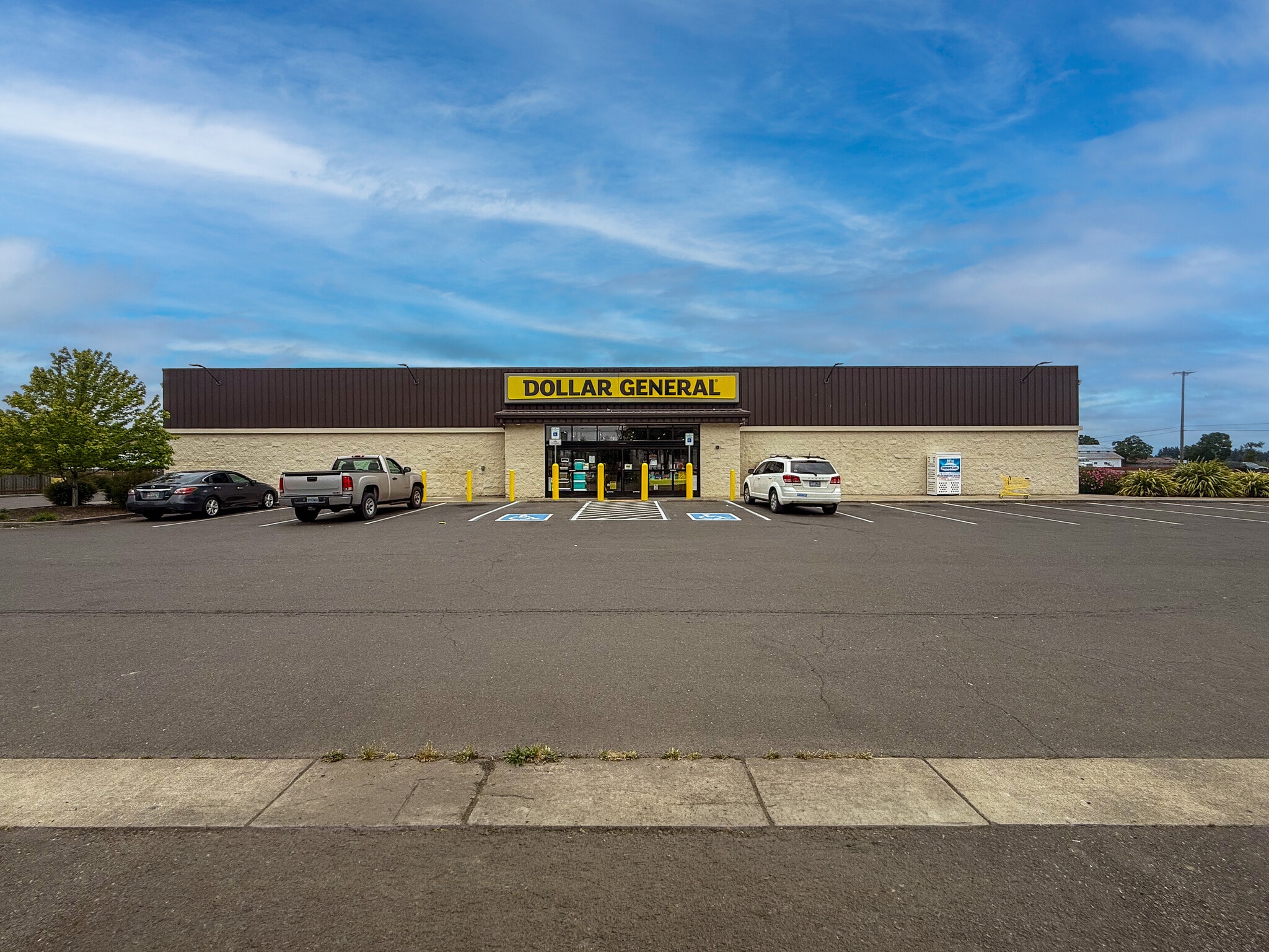 415 E Douglas Ave NE, Gervais, OR for Sale