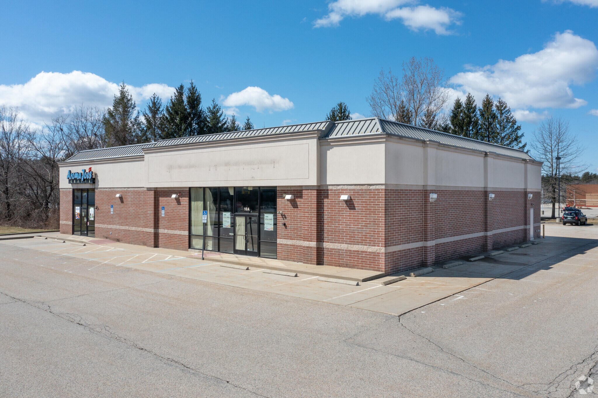 10 Andrews Rd Somersworth, NH 03878 Retail Property for Lease on