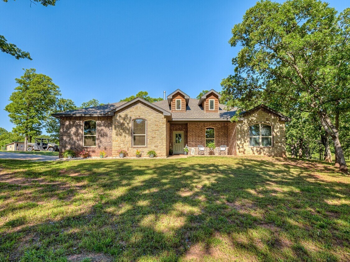 940437 S 3310 Rd, Wellston, OK for Sale