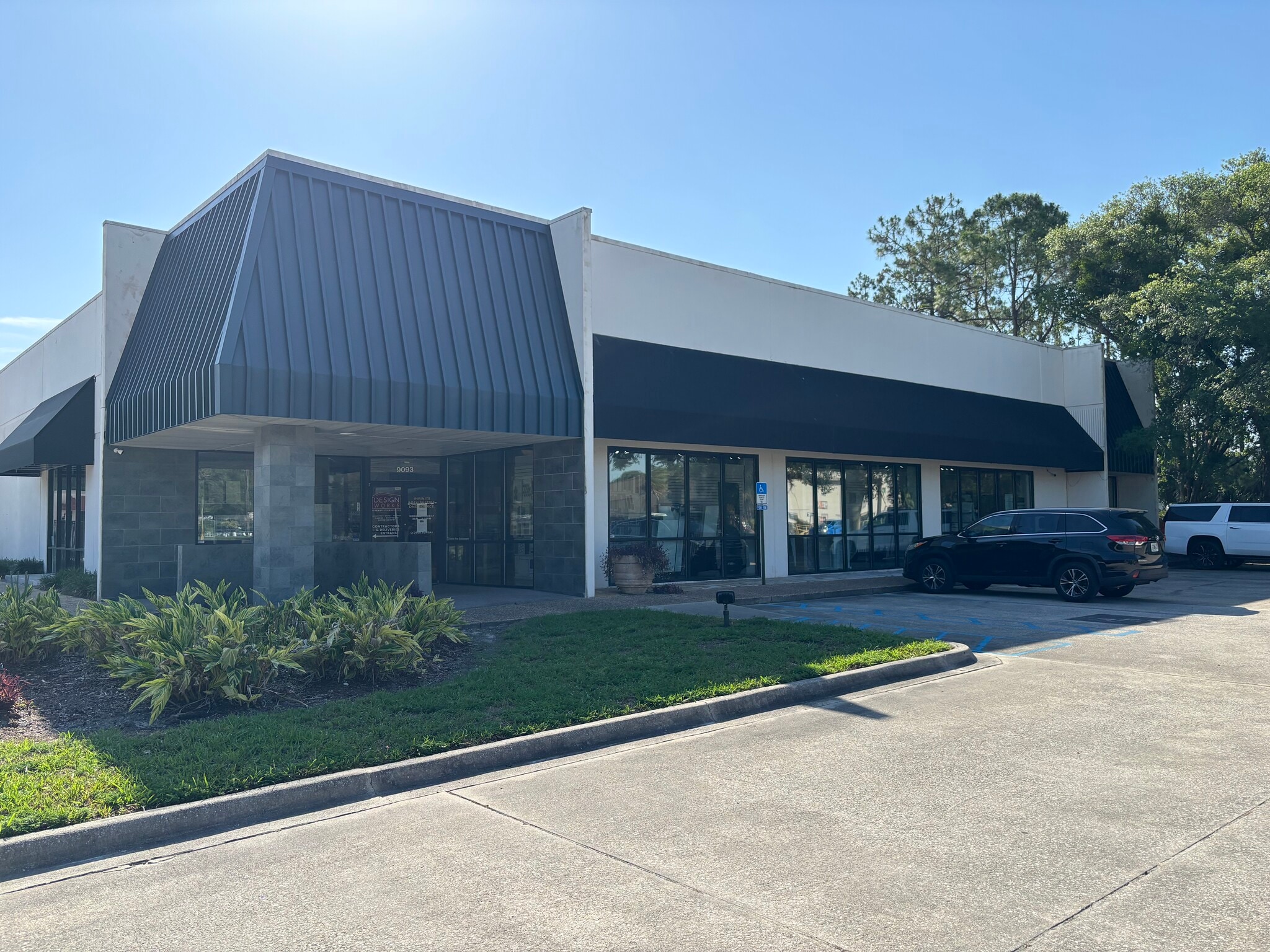 9093 Philips Hwy, Jacksonville, FL for Sale