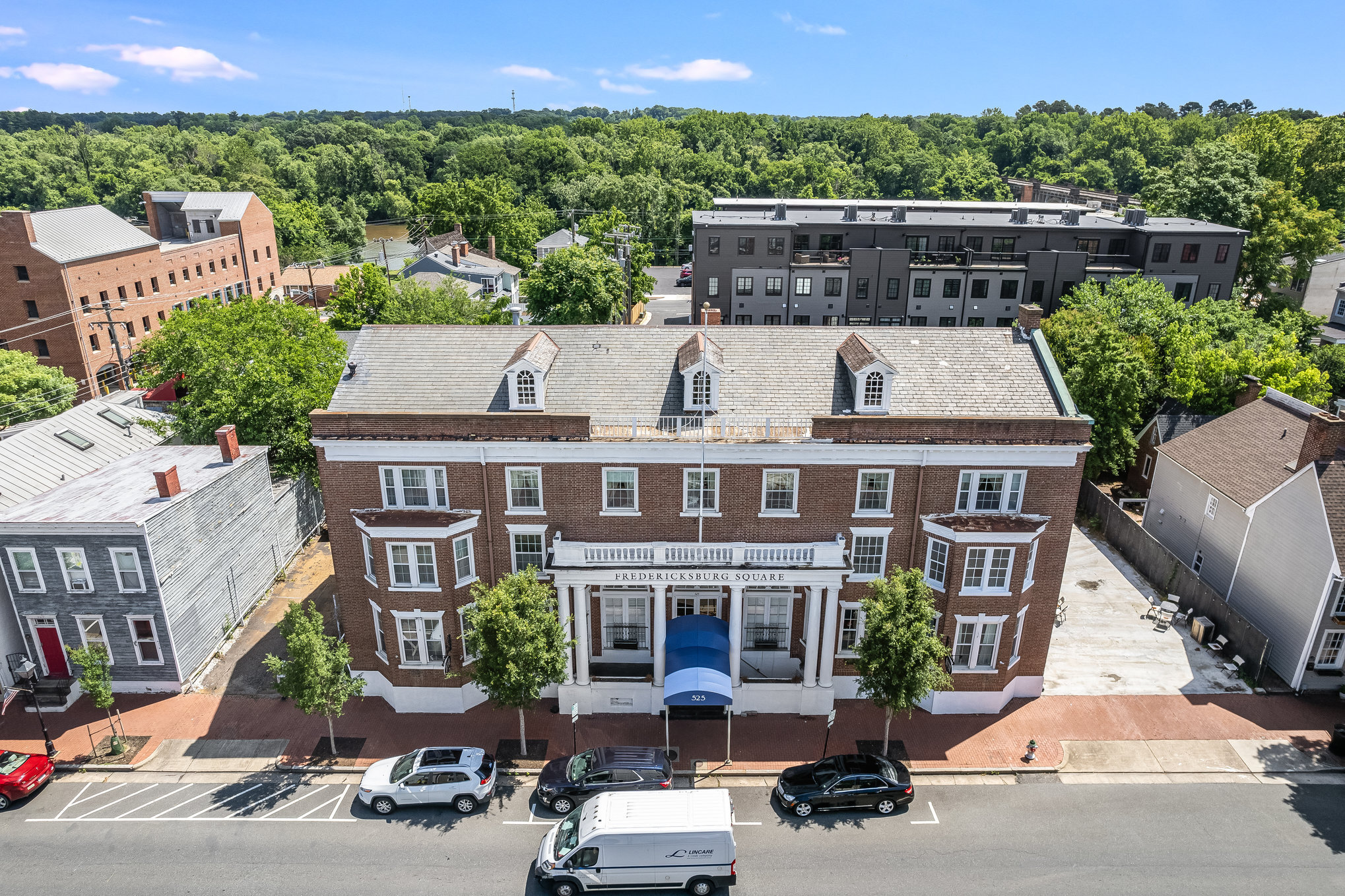 525 Caroline St, Fredericksburg, VA for Rent