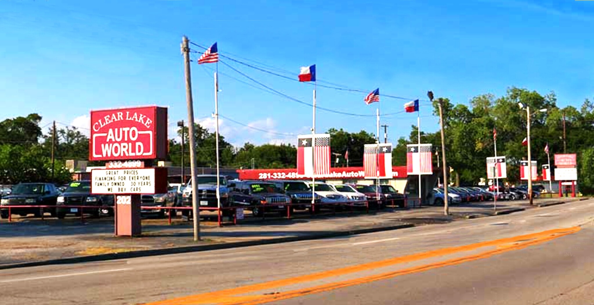 202 E Main St, League City, TX for Sale