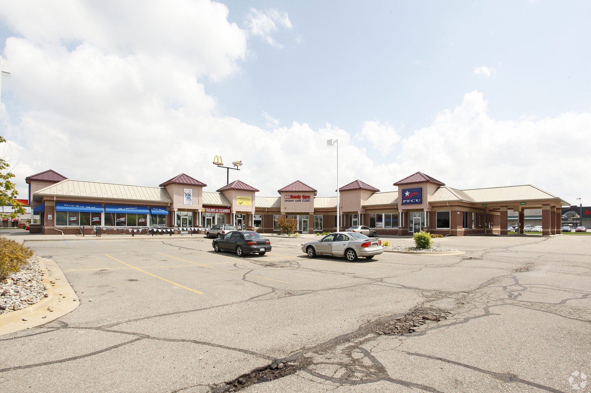 644 Migaldi Ln, Lansing, MI for Rent