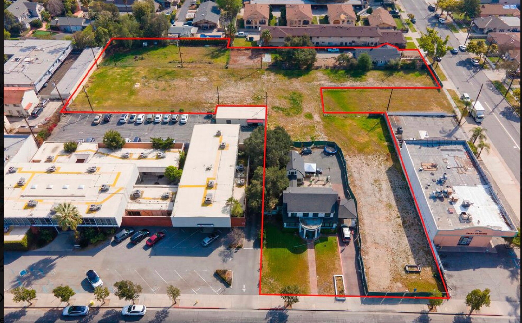 534 E Foothill Blvd, Azusa, CA for Sale