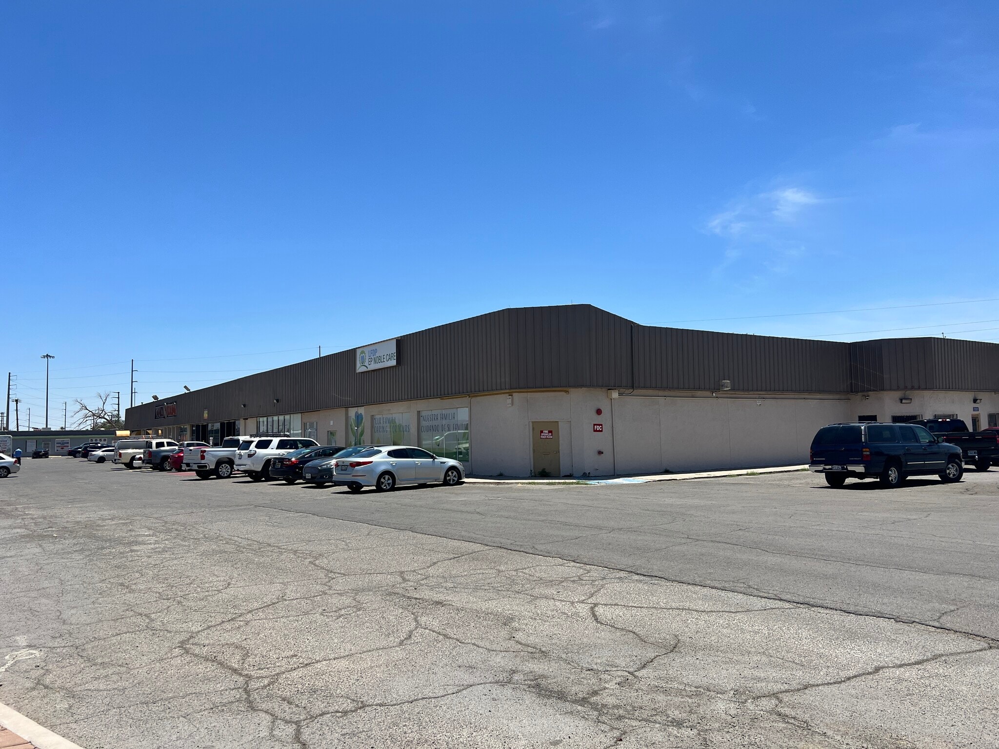 5000-5038 Alameda Ave, El Paso, TX for Rent