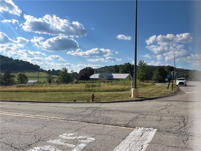 48 Towne Center Dr, Leechburg, PA for Sale