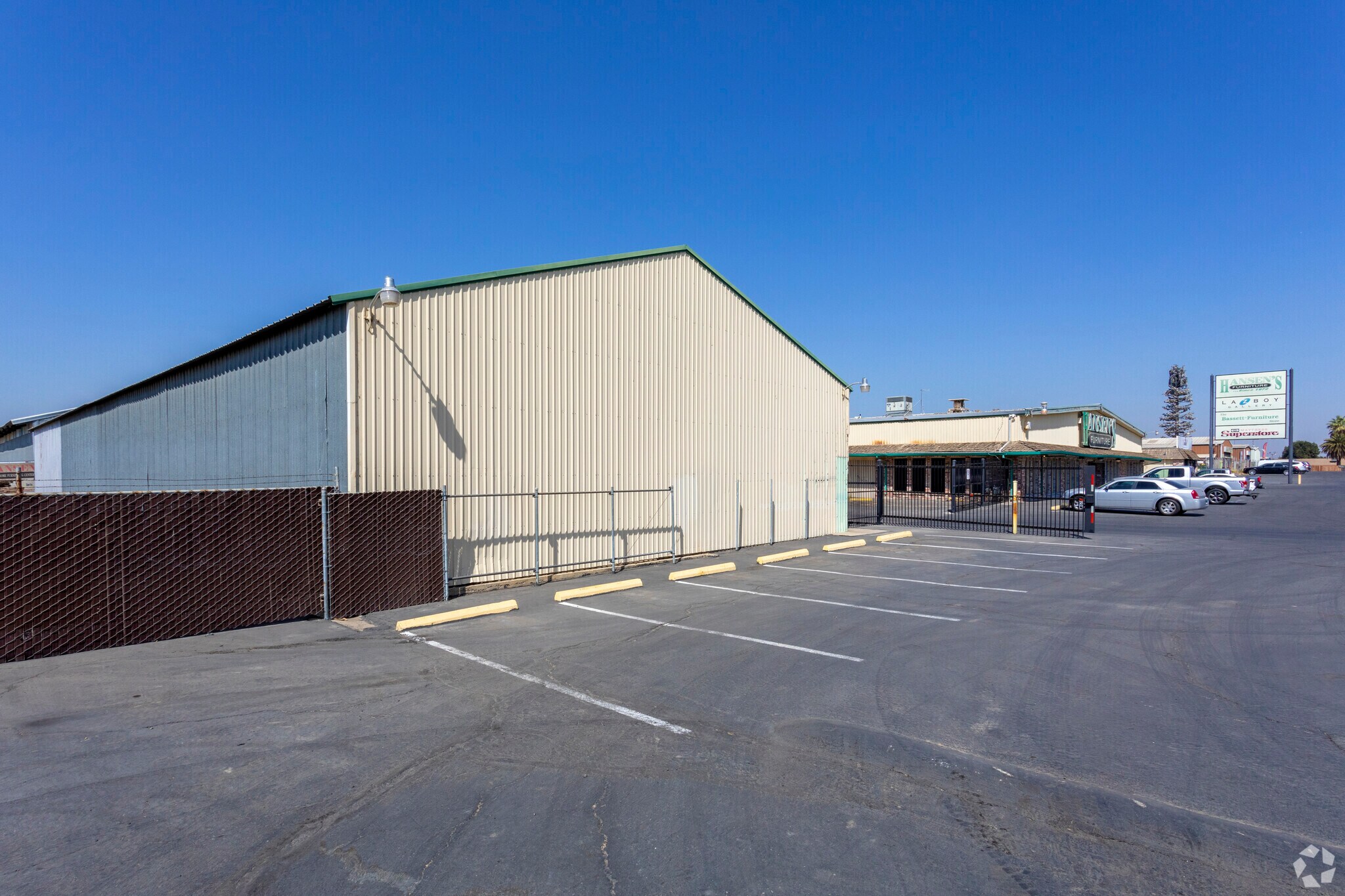 6109-6165 N Winton Way, Winton, CA for Rent