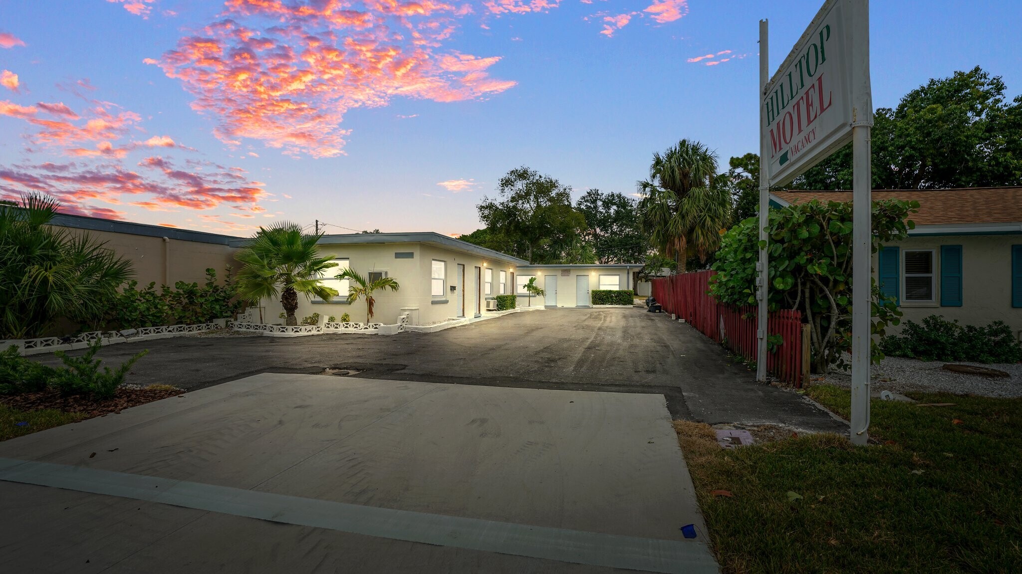 1466 Gulf to Bay Blvd, Clearwater, FL for Sale