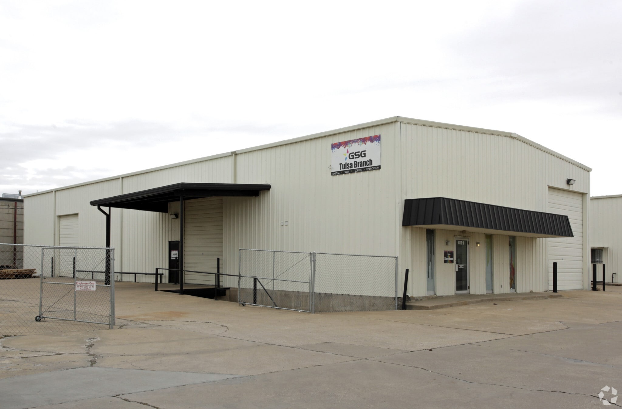 9950-10110 E 55th Pl, Tulsa, OK for Rent