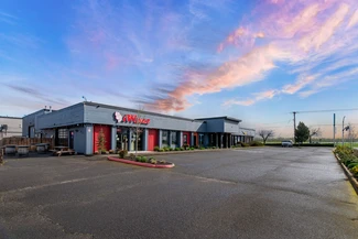 Salem, OR Freestanding - 2425 25th St SE
