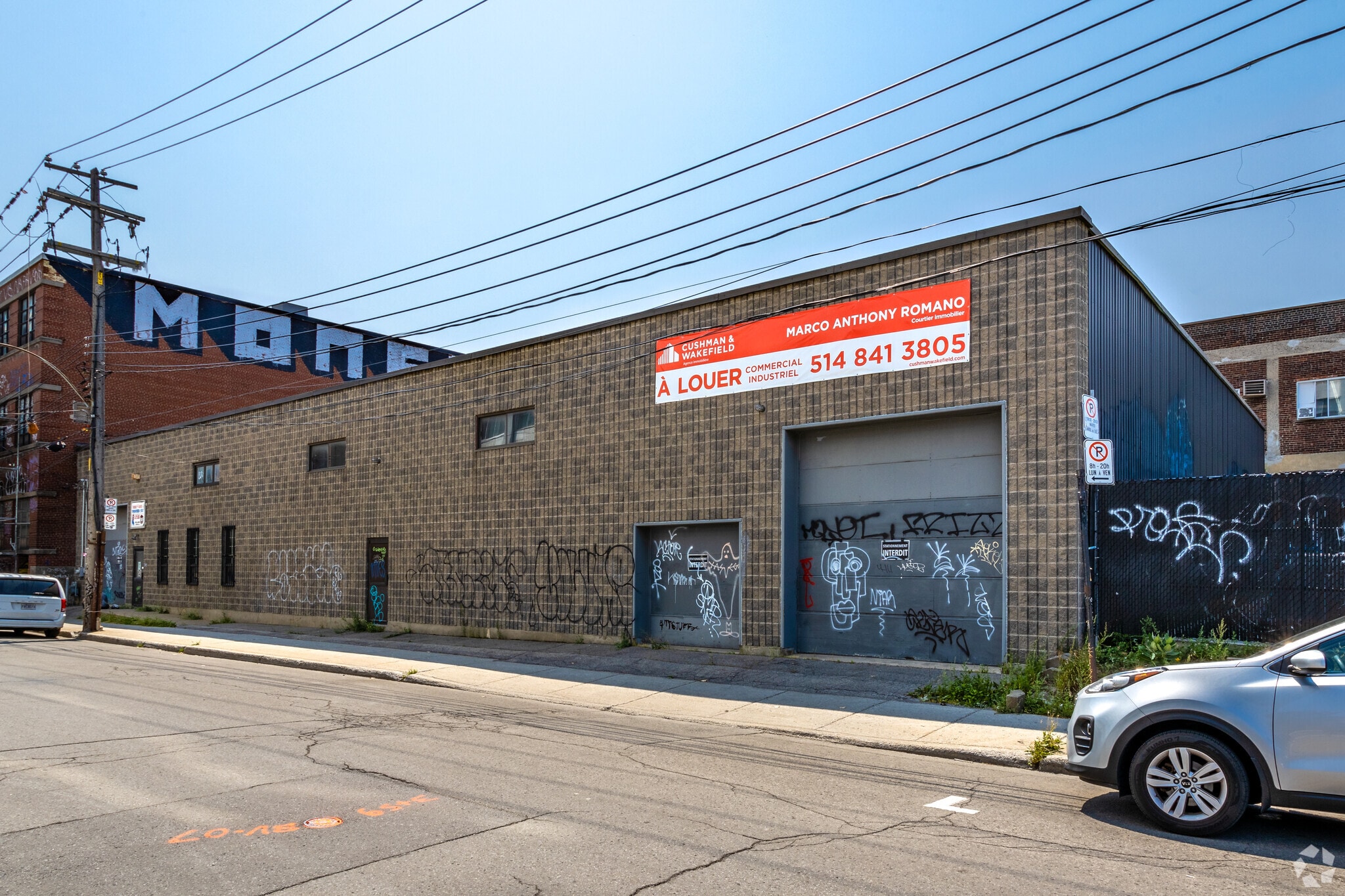 5600 Av De Gaspé, Montréal, QC for Sale