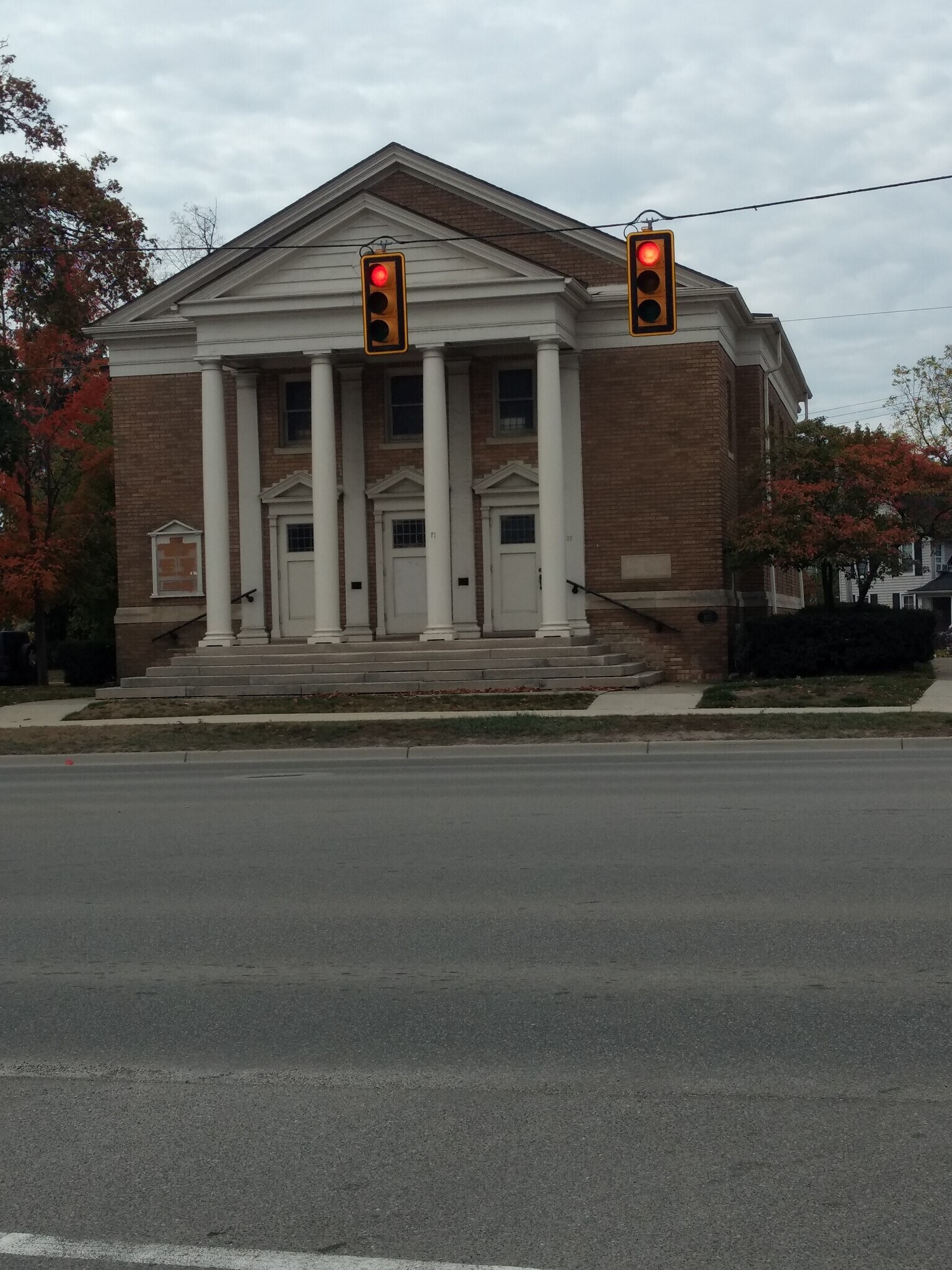 71 S Washington St, Oxford, MI for Sale