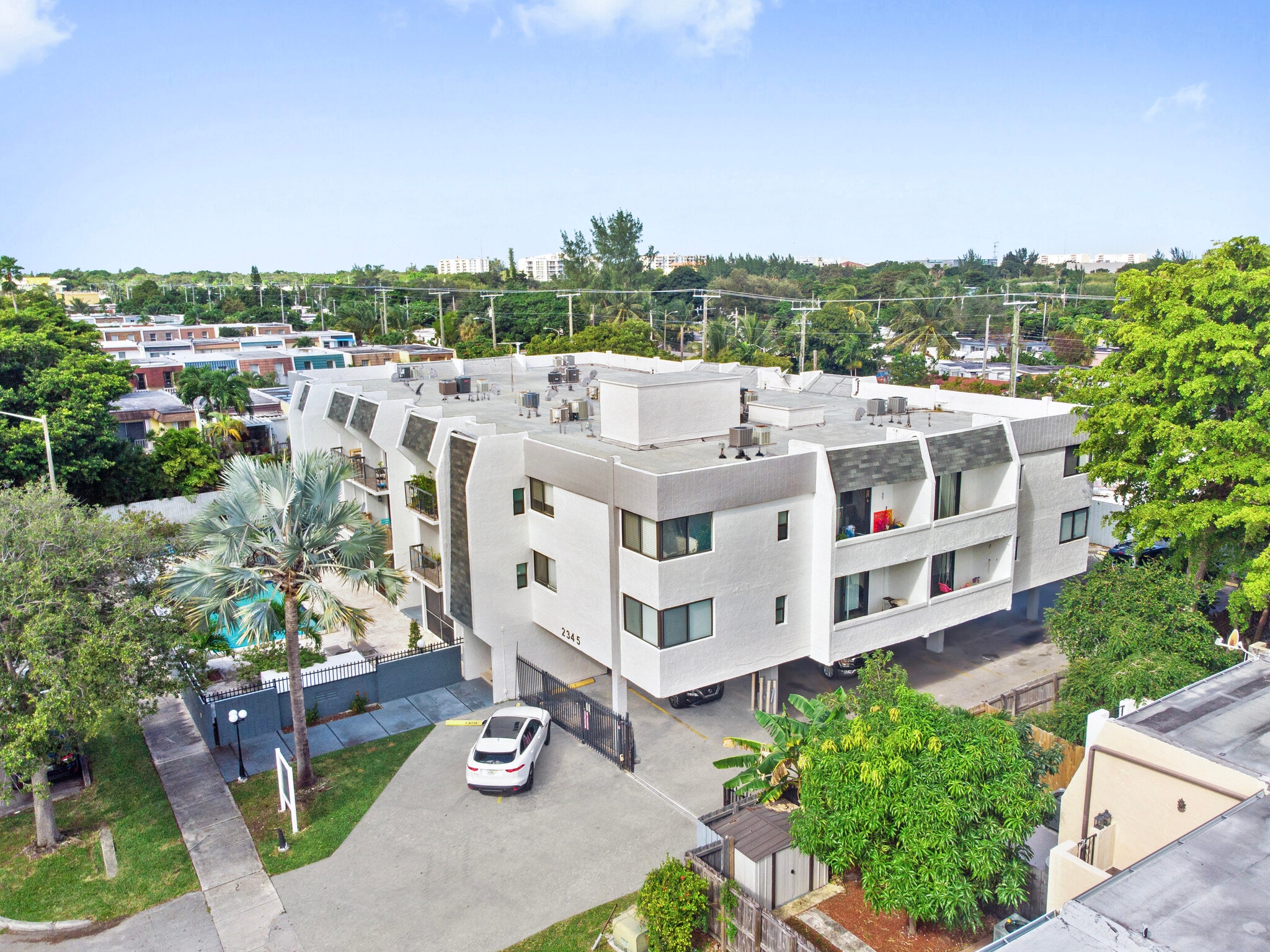 2345 NE 135th St, Miami, FL for Sale