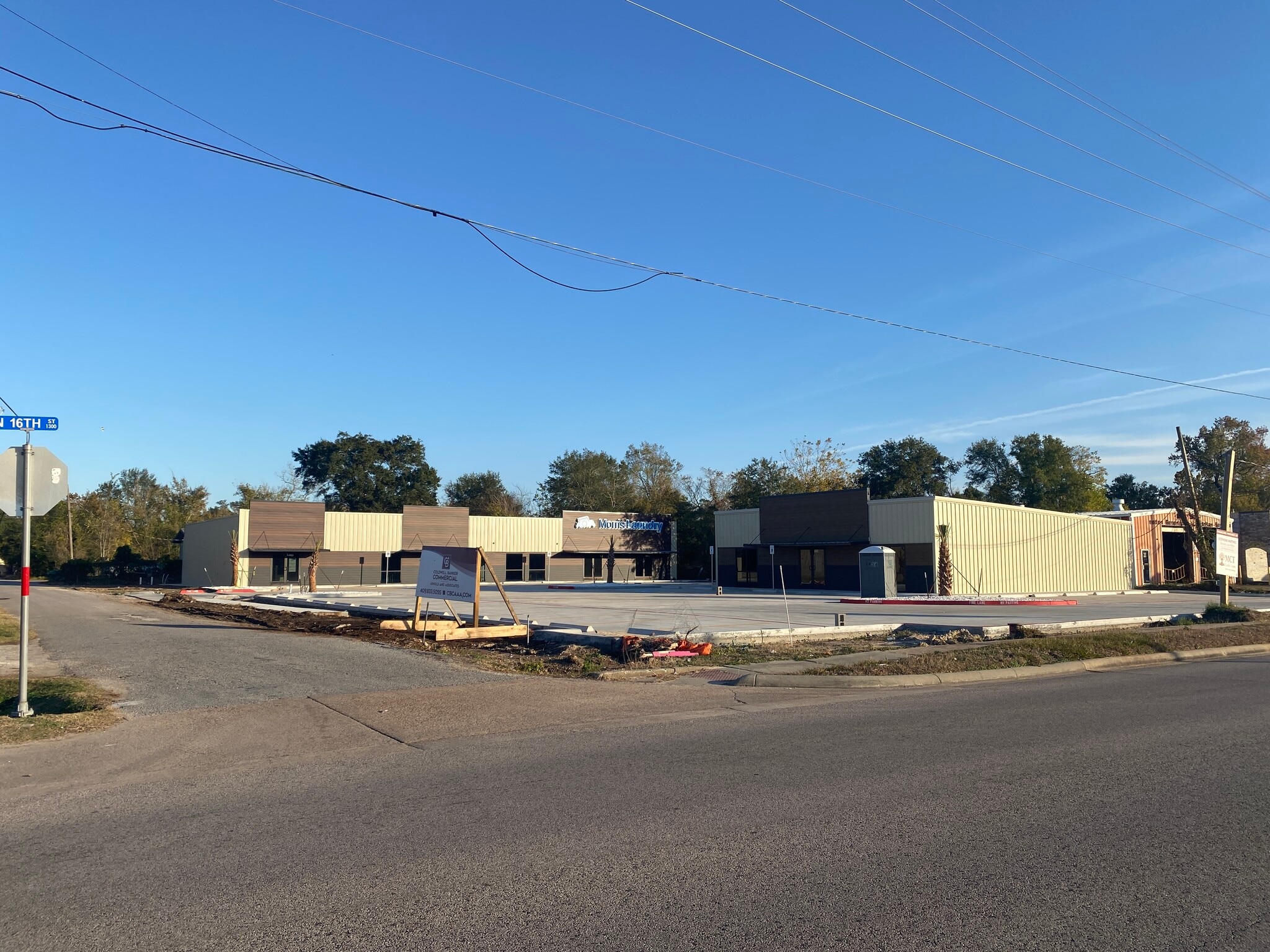 1214 N 16th St, Orange, TX for Rent