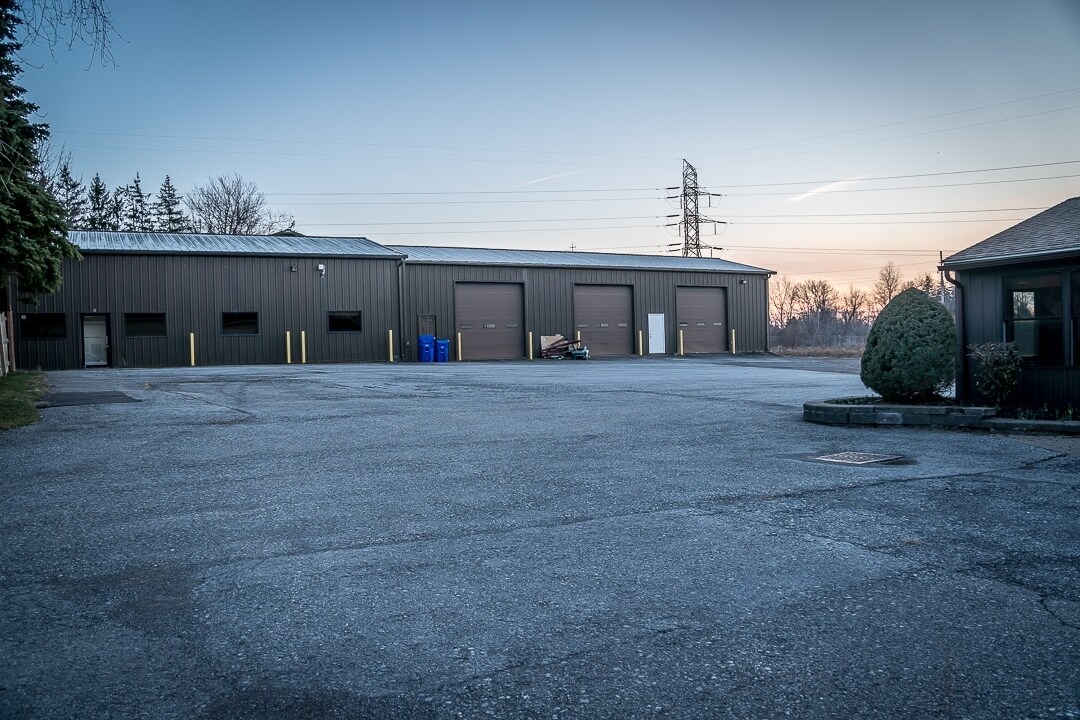 238 Lein Rd, West Seneca, NY for Rent