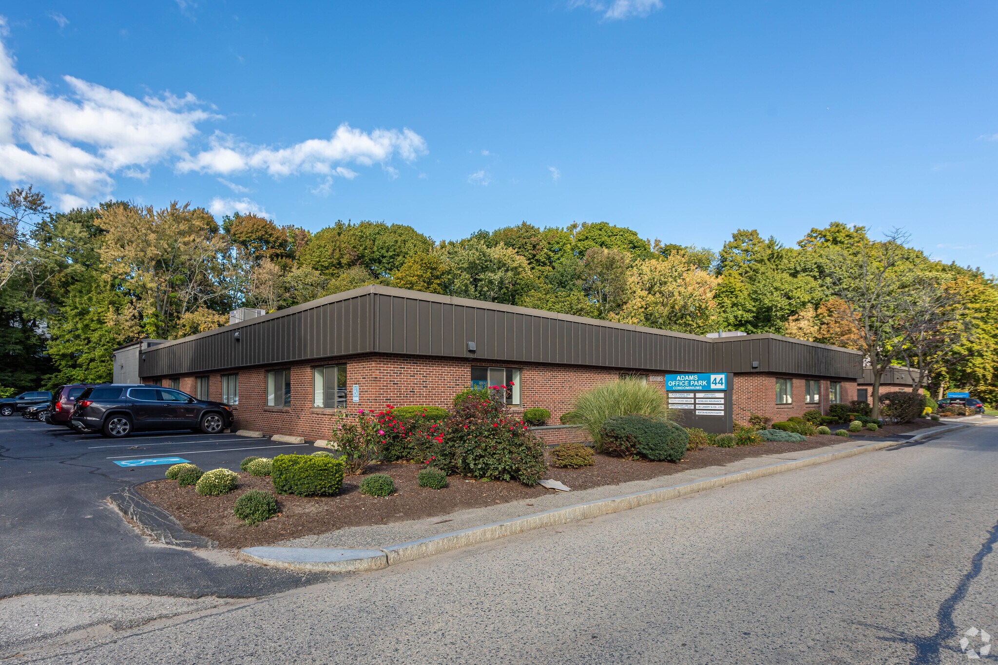 44 Adams St, Braintree, MA for Rent