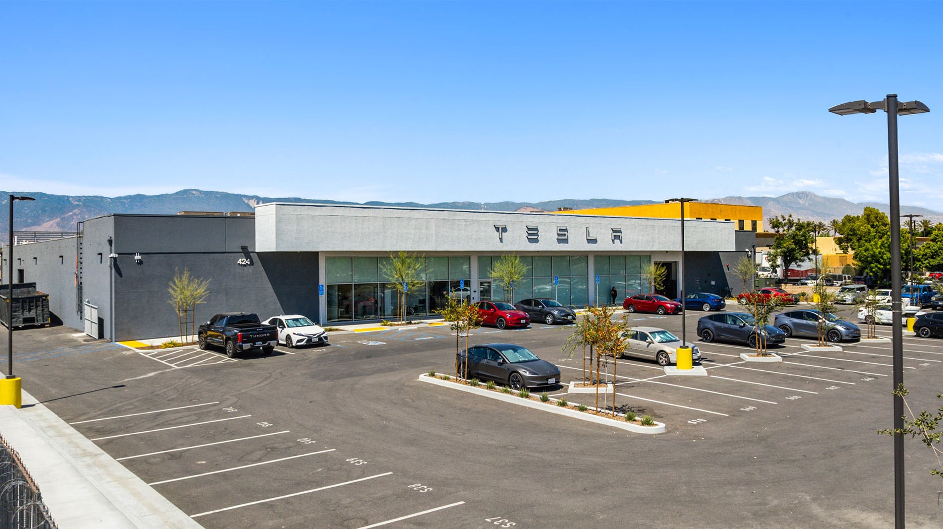 424 Orange Show Rd, San Bernardino, CA for Sale