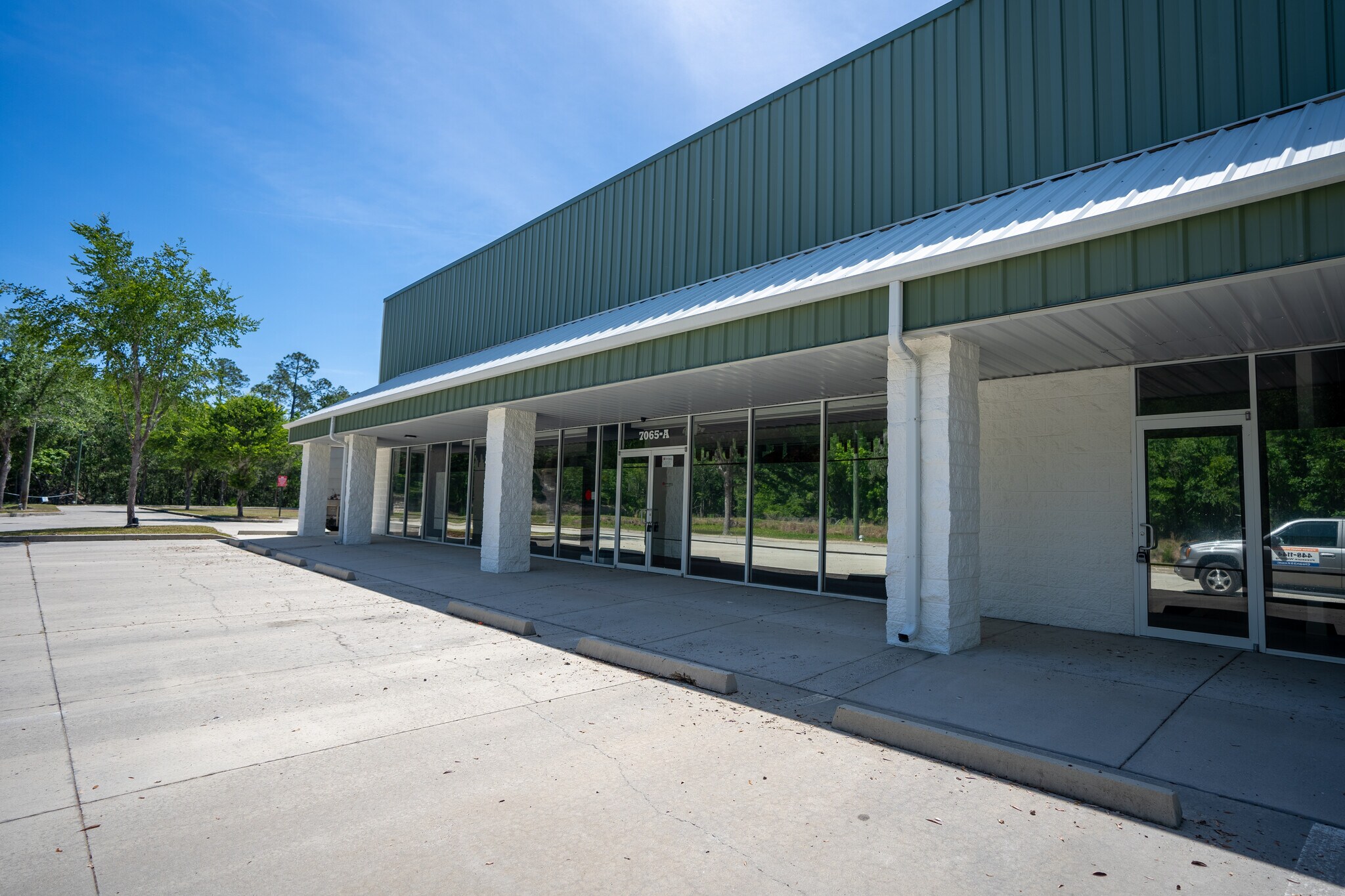 7065 NW 22nd St, Gainesville, FL for Sale