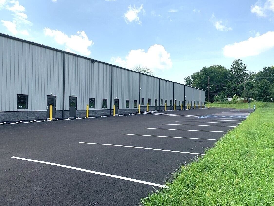 44 Industrial Drive, New Britain, PA for Rent