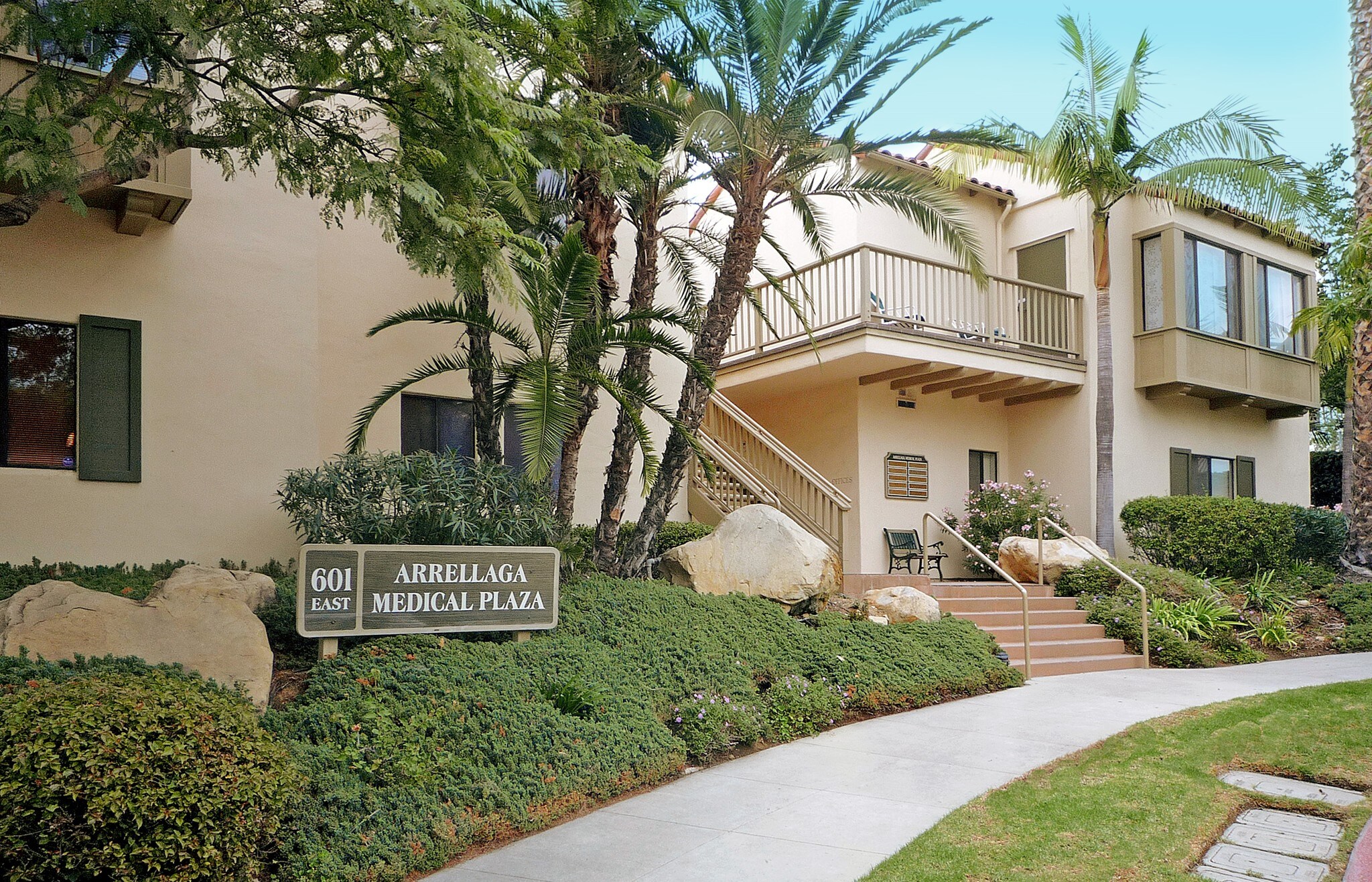 601 E Arrellaga St, Santa Barbara, CA for Rent