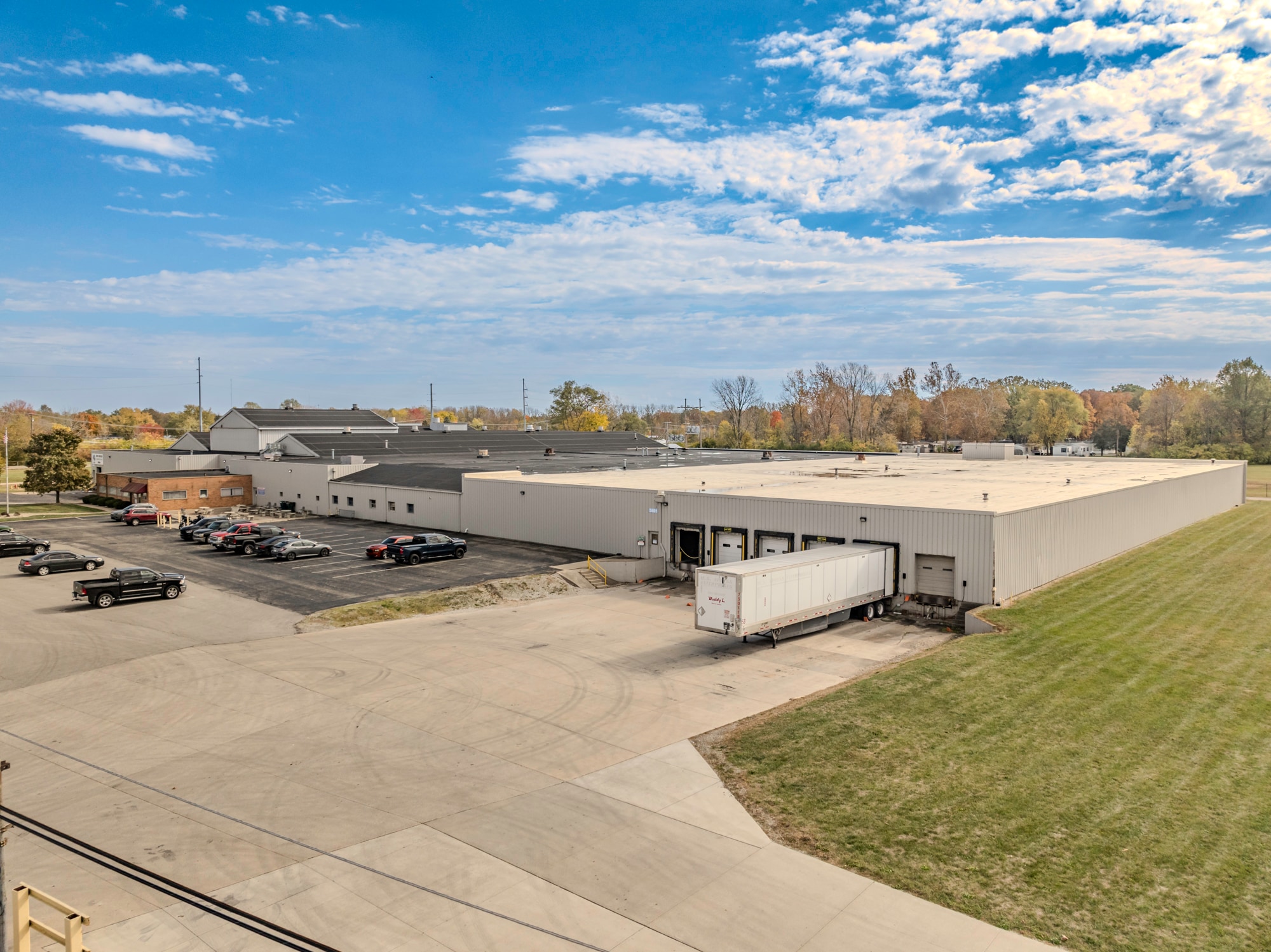 3401 W 8th St, Muncie, IN for Sale