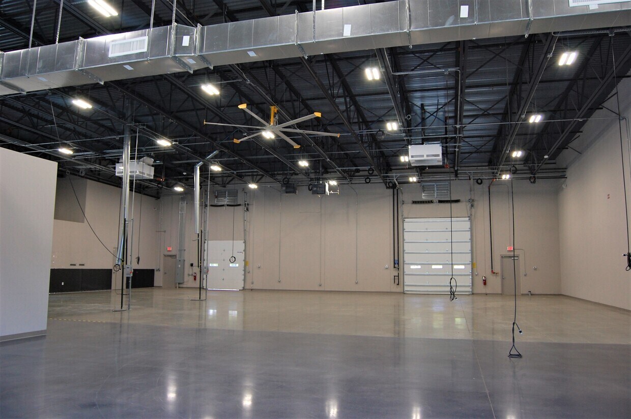 505 N Greenfield Parkway Garner, NC 27529 Industrial Park Property