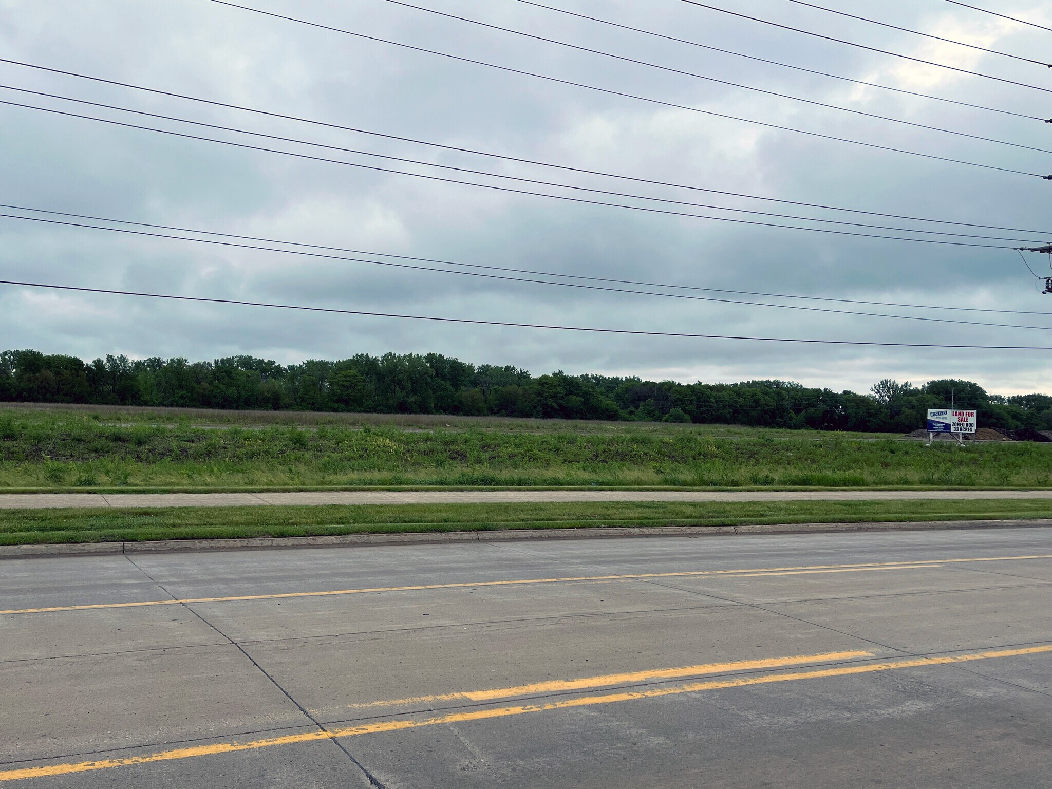 605 E 16th St, Ames, IA for Sale