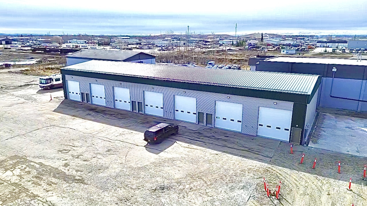 135 32nd Ave, Fairbanks, AK for Sale