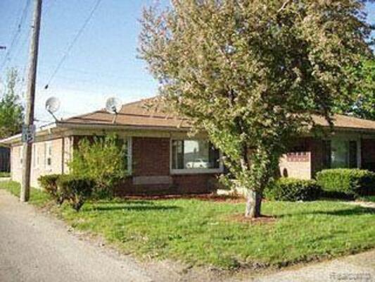 1872 London Ave, Lincoln Park, MI for Sale