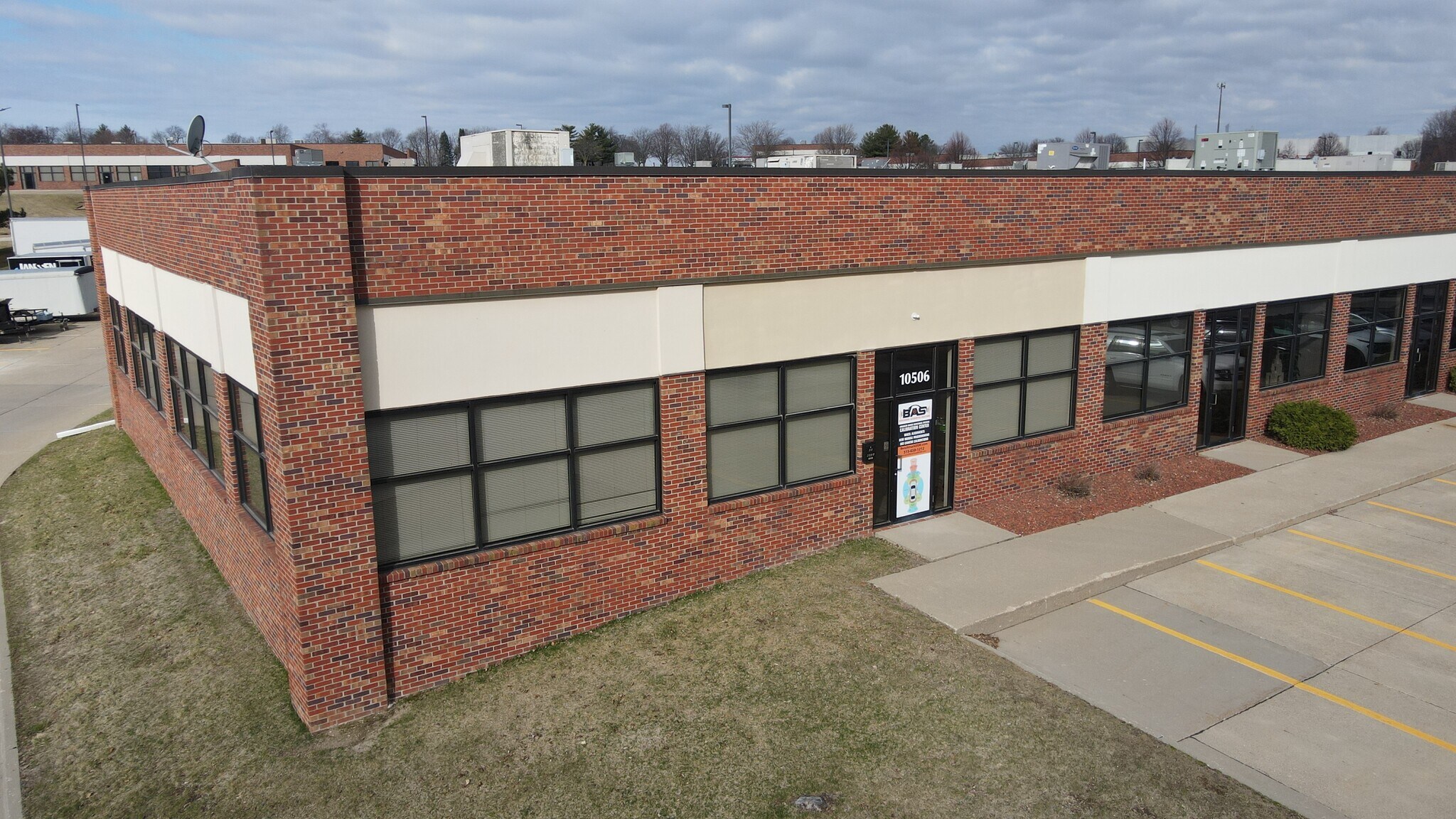 10500-10580 Justin Dr, Urbandale, IA for Rent