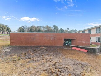 Aberdeen, NC undefined - 711 N Chapin Rd