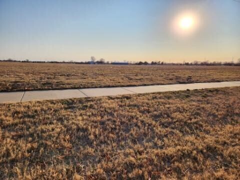 Meridian @ 47th South, Wichita, KS for Sale